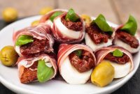 Caprese Prosciutto Bundles