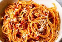 Effortless Slow Cooker Bolognese