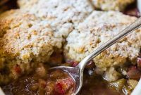Old Fashioned Rhubarb Cobbler