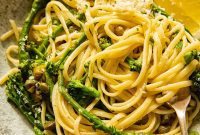 Bright Lemon Garlic Primavera Pasta