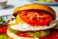Creamy Avocado Egg Bagel