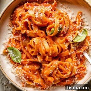 plate with tagliatelle in red sauce