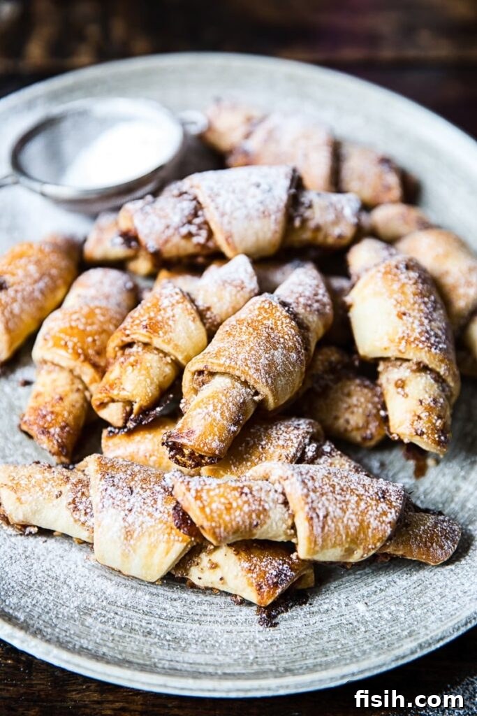Honey-Kissed Cinnamon Walnut Rugelach 2 Honey, Cinnamon and Walnut Rugelach (Rogaliki)