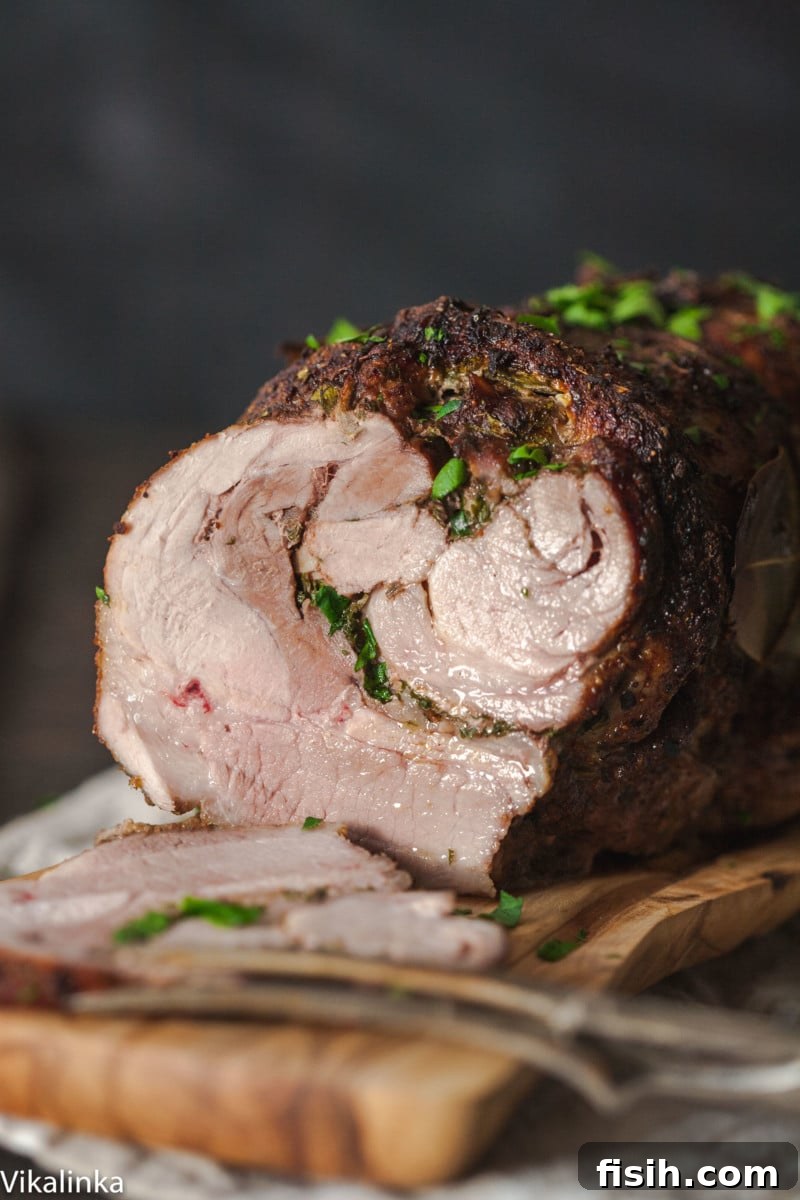 Side view of sliced pork shoulder roast