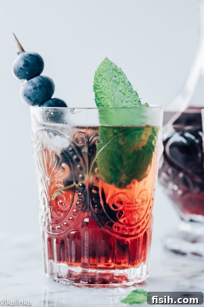 Sparkling and refreshing this Vermouth Cassis is the perfect summer drink!