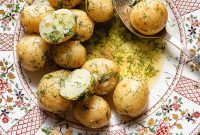 Garlic Butter New Potatoes with Fresh Dill